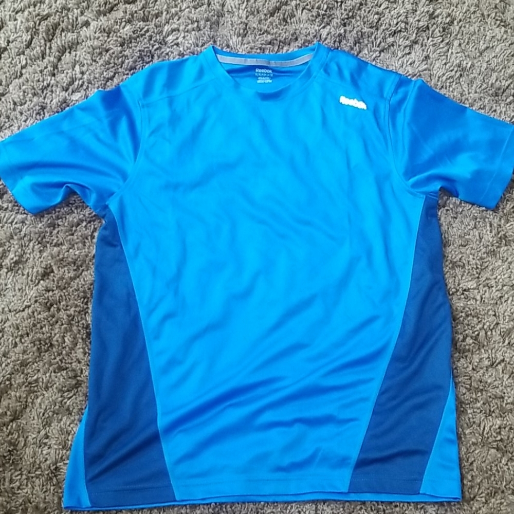 NWOT Reebok PLAYdry Textured Knit Athletic Shirt